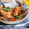 Scodella di fuoco con cozze piccanti